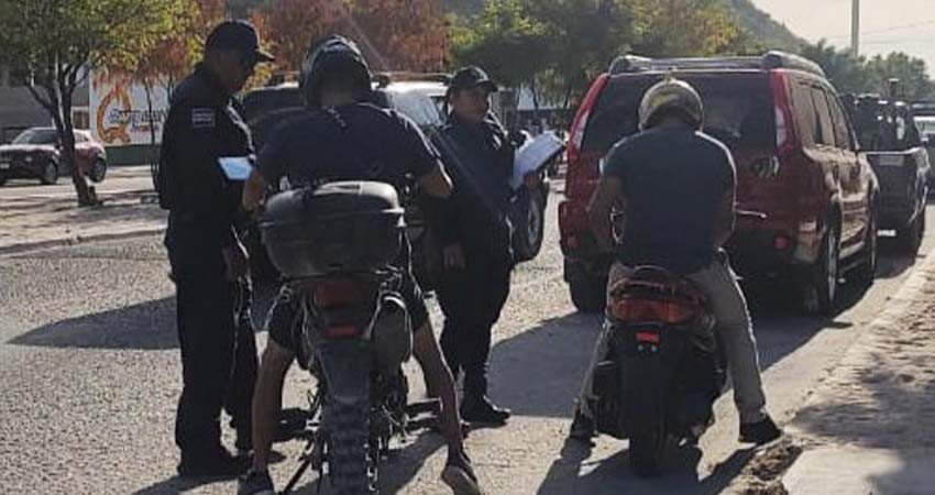 Inician operativos para verificar a motociclistas en La Paz