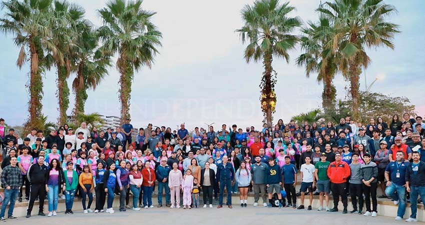 Reciben promotores de Impulso material para reforzar actividades deportivas y culturales de La Paz