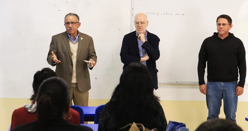 Académico de la Escuela de Estudios Superiores en Ciencias Sociales de París imparte curso sobre historia cultural de la política en UABCS