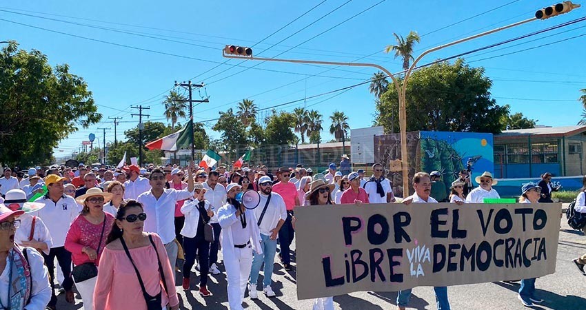 La Paz y Los Cabos se unen a la “Marea Rosa” para la defensa de la democracia