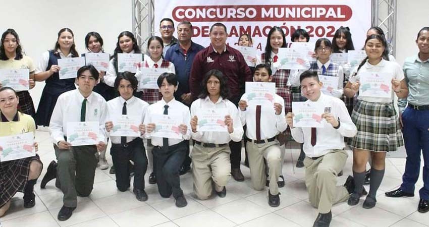 Premian a ganadores del Concurso Municipal de Declamación 2024