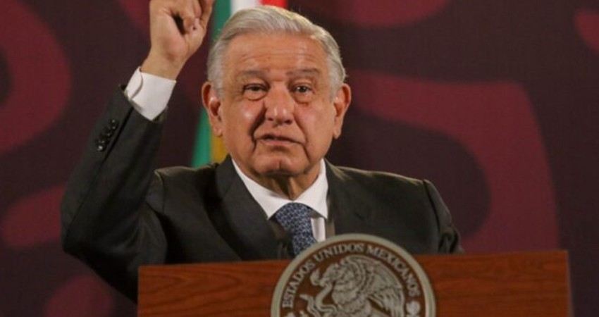 Youtube está 'tomado por conservadores', asegura AMLO tras baja de 'mañanera'