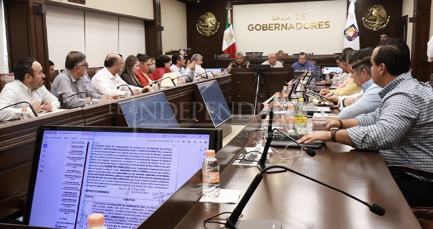 Gobierno del estado inicia con la revisión del pliego petitorio del sindicato de burócratas