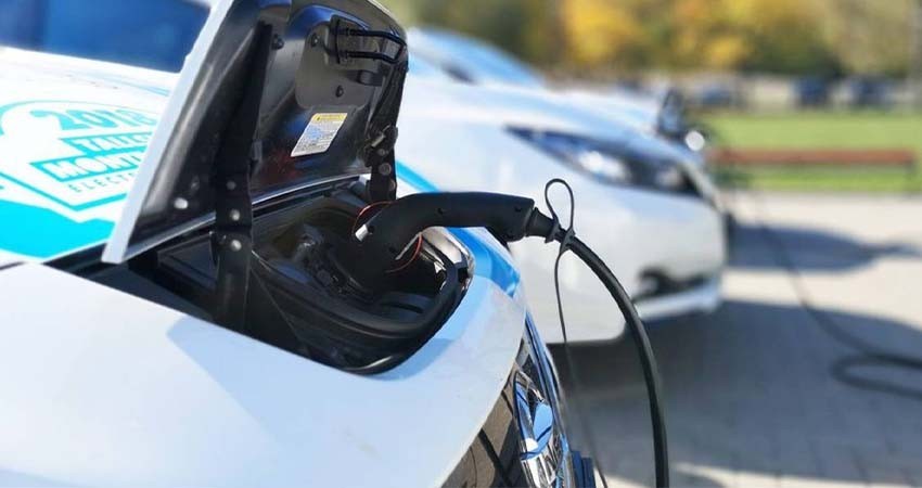 Diputados aprueban reforma para sustituir vehículos con motor de combustión por híbridos y eléctricos