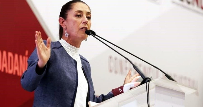 Sheinbaum promete crear 300,000 plazas universitarias y duplicar las becas a estudiantes