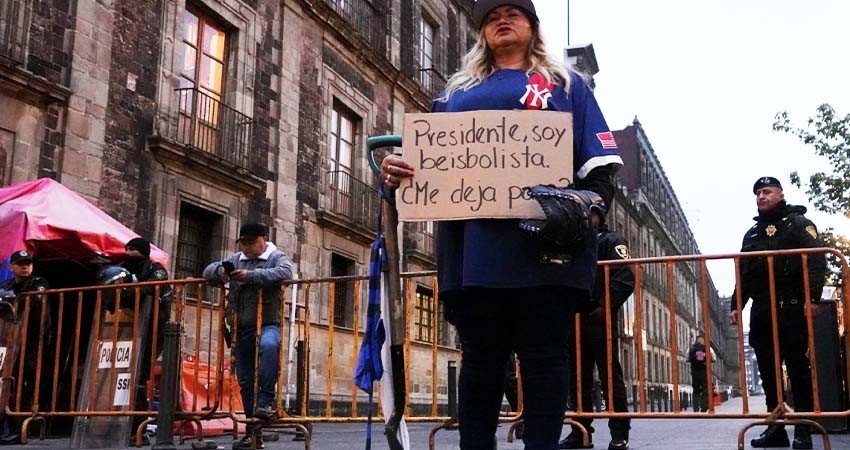 Madre buscadora Ceci Flores emitirá 'ficha de búsqueda' de AMLO por no recibirla