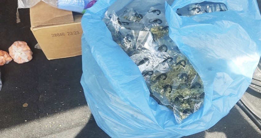 Sentencian a más de 9 años de prisión a dos personas por portación de armas de fuego y contra la salud