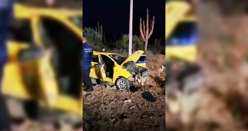 8 personas lesionadas de gravedad tras choque automovilístico en Playa El Sonorense