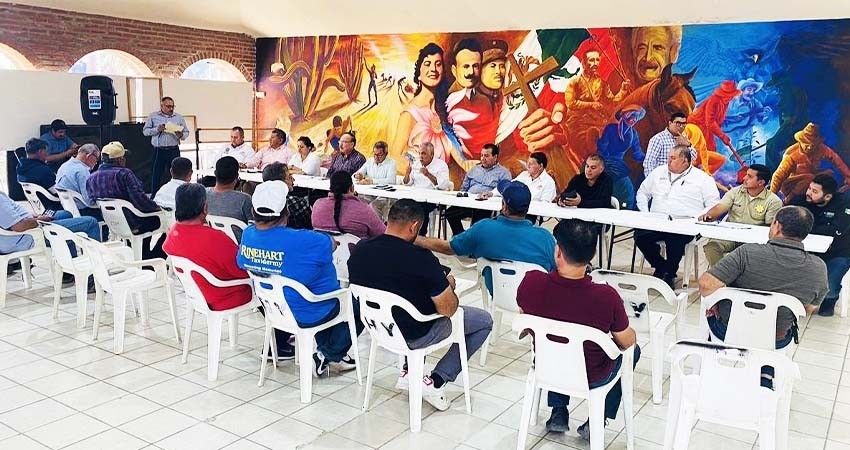 Sesiona subcomité municipal de pesca y acuacultura en Comondú