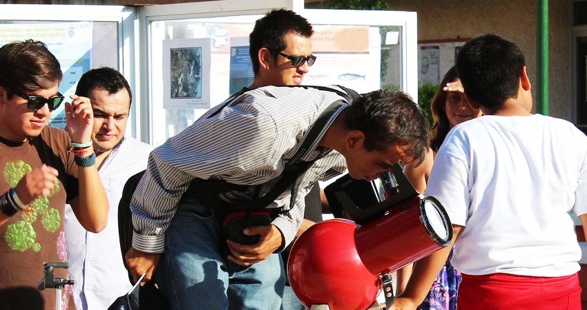 Presencia el espectacular eclipse de sol en la UABCS