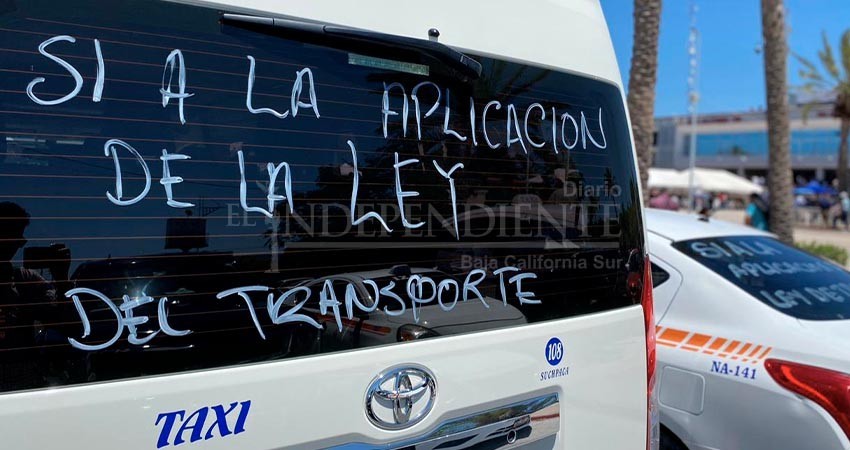 Gobierno de BCS recibe planteamientos de Taxistas de Los Cabos