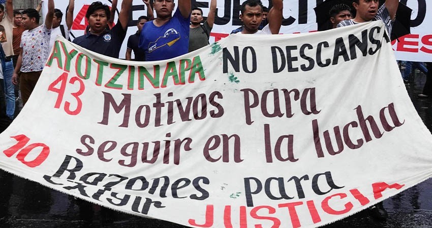 Padres de los 43 normalistas de Ayotzinapa llaman a boicotear campañas electorales