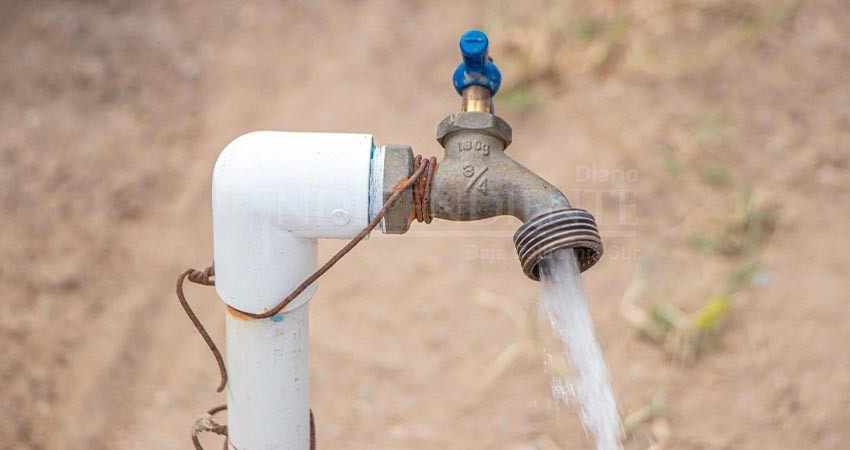 Candidaturas presidenciales olvidan presupuesto y transparencia en sus propuestas sobre agua: expertos