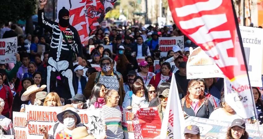 CNTE realiza paro nacional ante el inicio de las negociaciones con AMLO