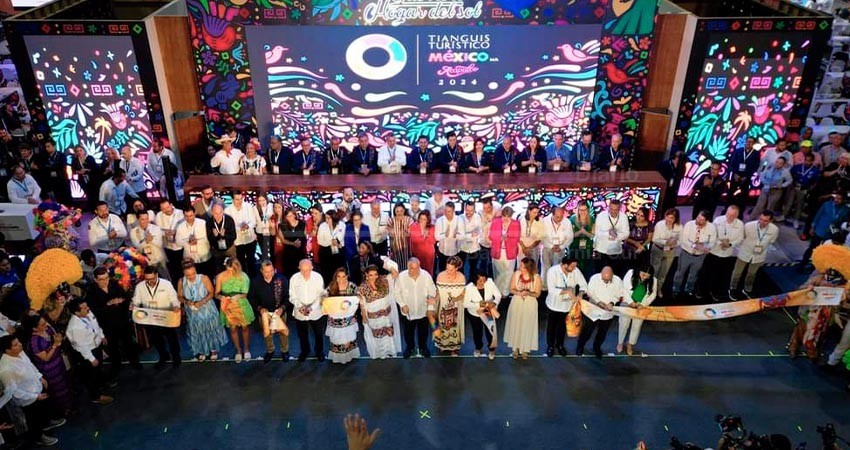 Los Cabos, como destino turístico, recibe tres premios TripAdvisor