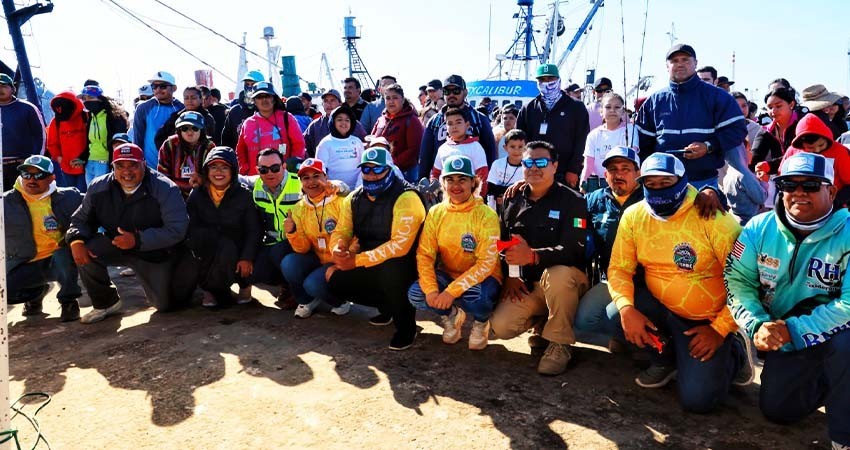 Festejan el día del niño y la niña en puerto San Carlos con tercer Torneo de Pesca Infantil