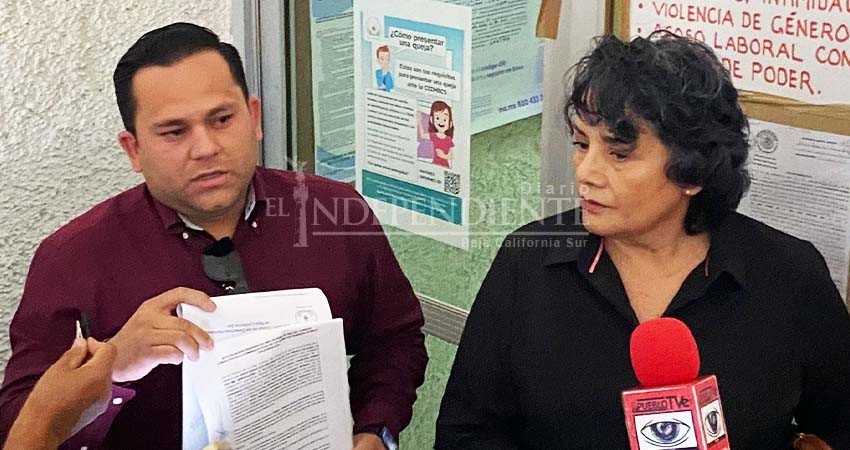 Consejeros de la CEDH simulan destitución de Charlene Ramos como presidenta