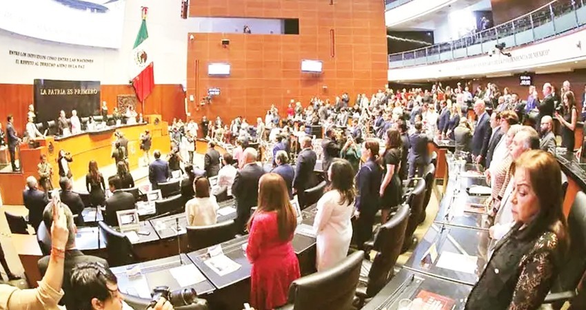 Morena da la vuelta a iniciativas polémicas; incumple 11 legislaciones