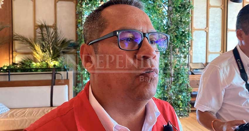 LAD: Los Cabos "pende de un hilo"