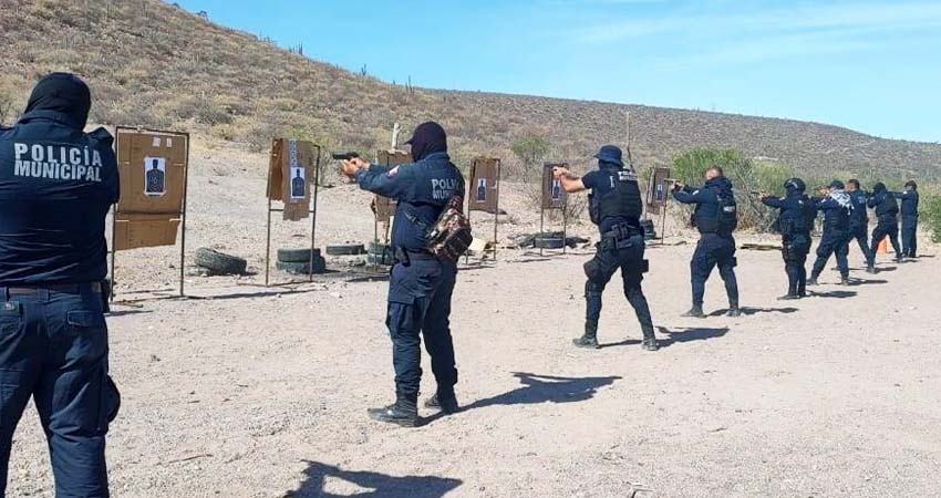 Evalúan a policías preventivos de BCS en materia de competencias básicas