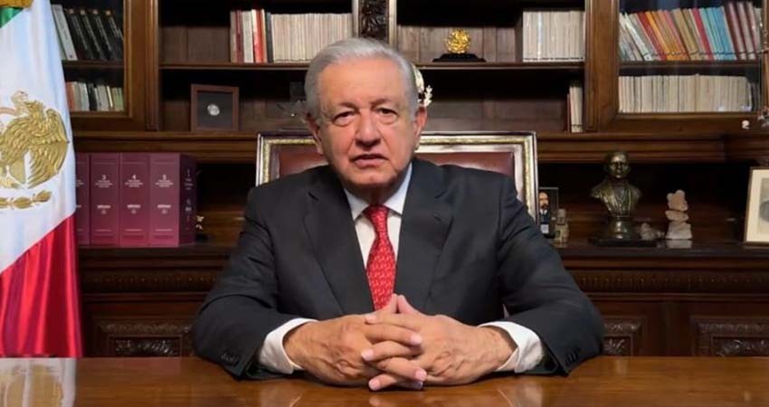 Felicita AMLO a Claudia Sheinbaum; 'va a ser la primera presidenta de México', celebra