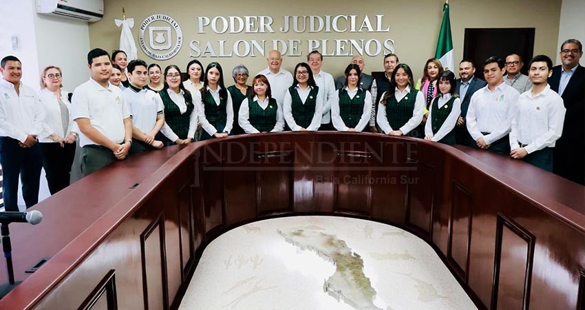 Asiste gobernador a la instalación del 1er pleno juvenil del TSJ y del Consejo de la Judicatura