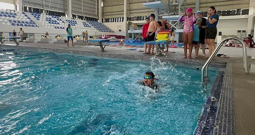 Rehabilita INSUDE instalaciones deportivas de La Paz