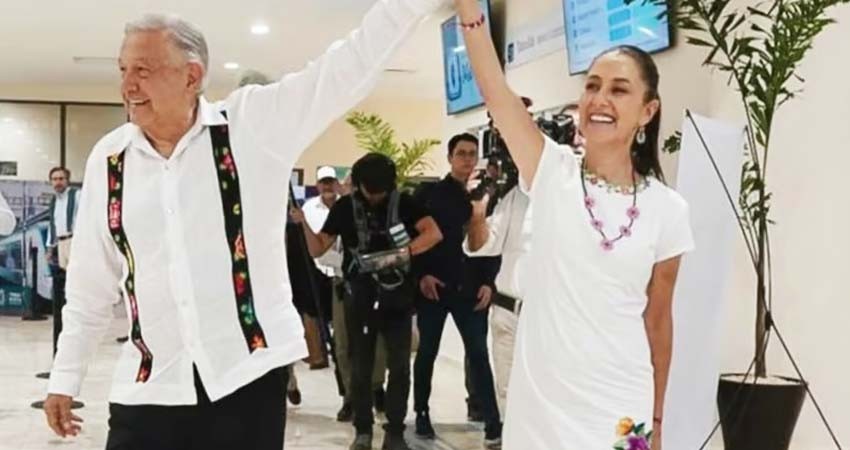 Transición de gobierno se lleva a cabo “de manera ordenada y fraterna”: López Obrador