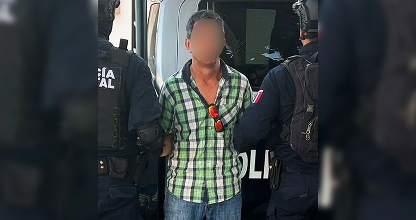 Policías estatales detienen a dos personas por el delito de violencia familiar