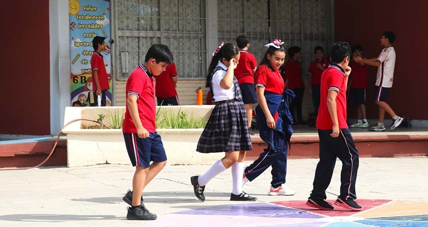 Más de 150 mil alumnos de nivel básico concluyen el ciclo escolar