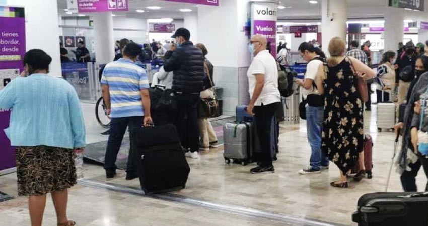 Falla en sistemas de Windows provoca fallas en Aeropuerto de La Paz y Los Cabos