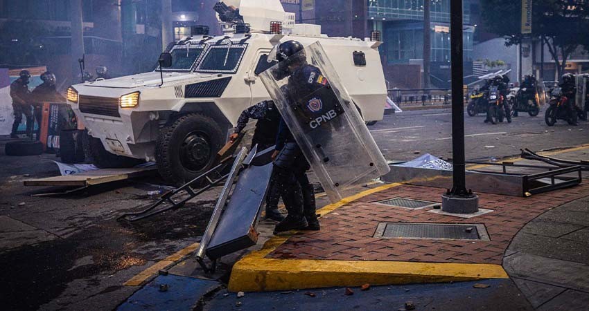 Va 11 muertos en Venezuela tras protestas, según ONG