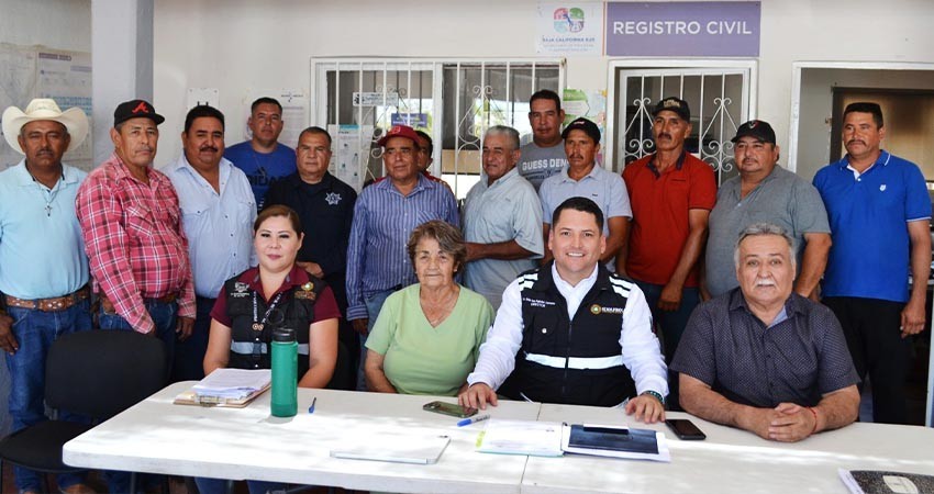 Entrega Gobierno Municipal insumos en refugios temporales de Los Dolores