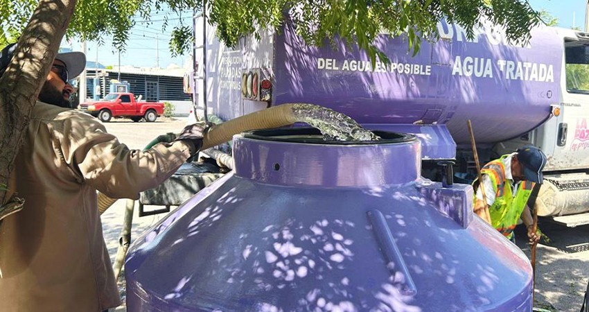 Son 12 los tinacos ya instalados de la línea púrpura para el riego de jardines y bulevares