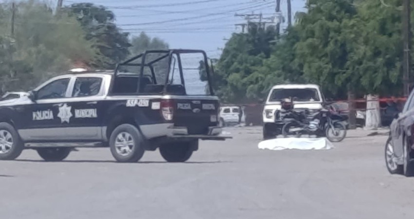 Asesinan a balazos a un hombre en plena vía pública