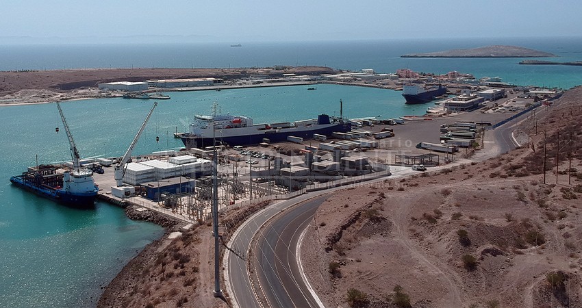 Avanza el proyecto para pasar las operaciones comerciales e industriales de Pichilingue a San Juan de La Costa