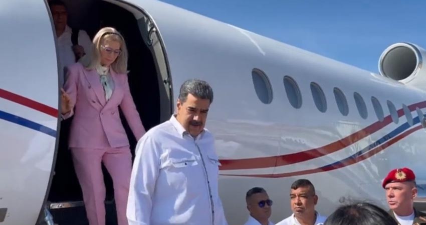 Washington confisca el avión presidencial de Maduro; Venezuela responde