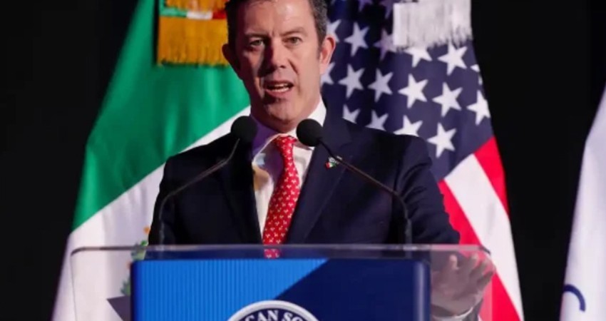 Firmas de EU suspenden anuncios de inversión por cautela ante reformas de AMLO