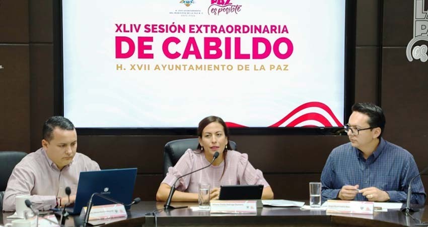 Aprueba Cabildo medidas para regularizar padrón de giros restringidos en La Paz