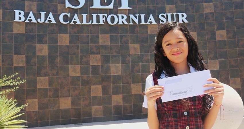 En 3 años de gobierno se han invertido más de 560 mdp en apoyos a estudiantes y personal educativo