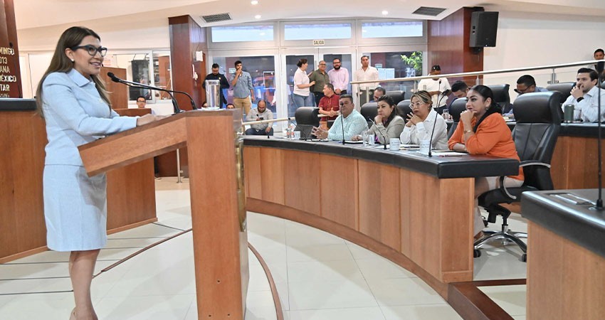 Urge diputada Lupita Saldaña que se exhorte a la SE para que se solucione problemática de Exportadora de Sal