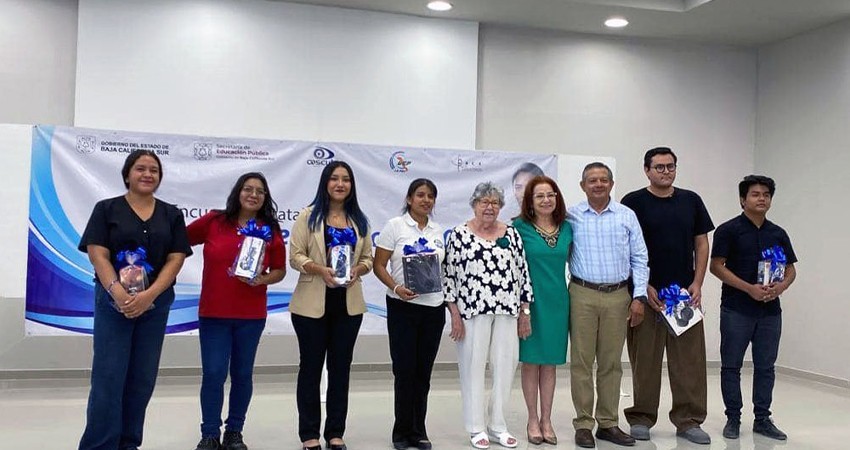 Estudiantes y egresados de UABCS destacan en el Encuentro Estatal de Jóvenes Investigadores BCS 2024