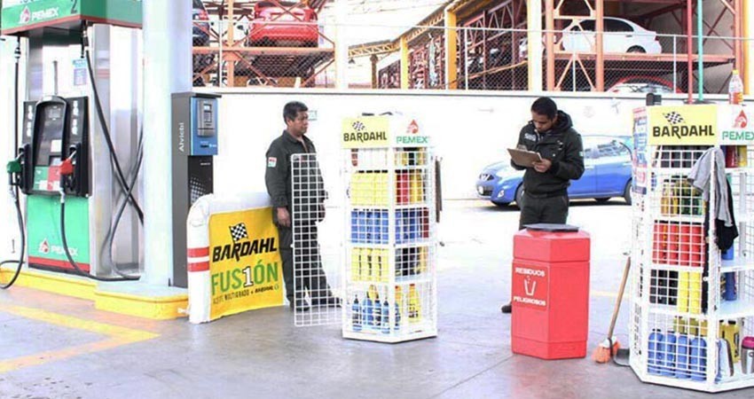 Diputados aprueban 'Ley Silla' que prohíbe trabajar todo el turno de pie