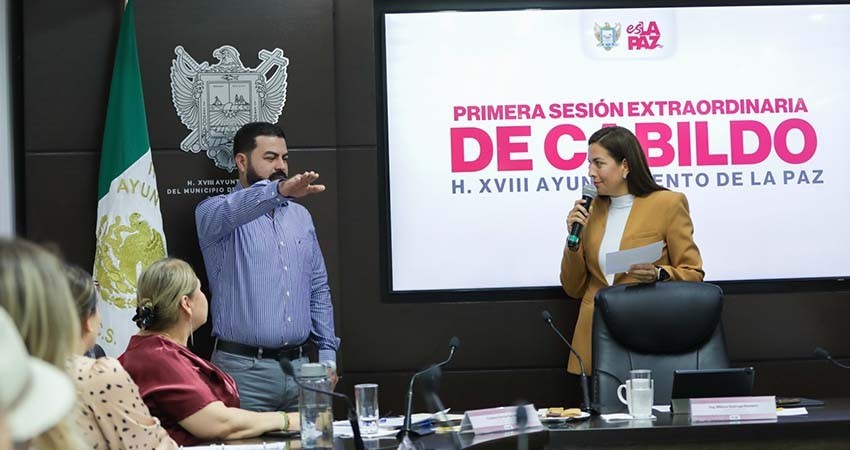 Ayuntamiento de La Paz nombra al nuevo titular de Dirección de la Unidad de Transparencia