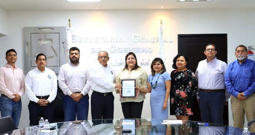 Reconocen a UABCS por evaluación del desempeño de la gestión pública en los ayuntamientos de La Paz y Los Cabos