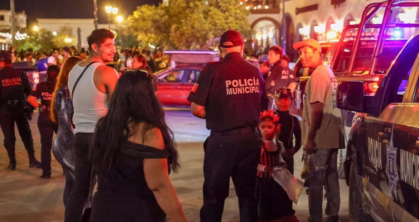 Saldo blanco en la celebración de Halloween 2024 de Los Cabos