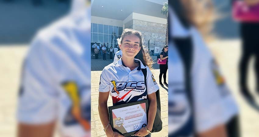 La surfista Moana Bonilla aspira a llegar a Los Ángeles 2028