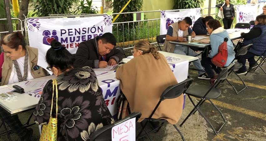 Exhortan a mujeres de 63 y 64 años de edad a registrarse para recibir Pensión del Bienestar