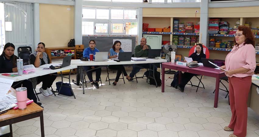 Promueven el trabajo colaborativo con sentido comunitario en consejo técnico escolar