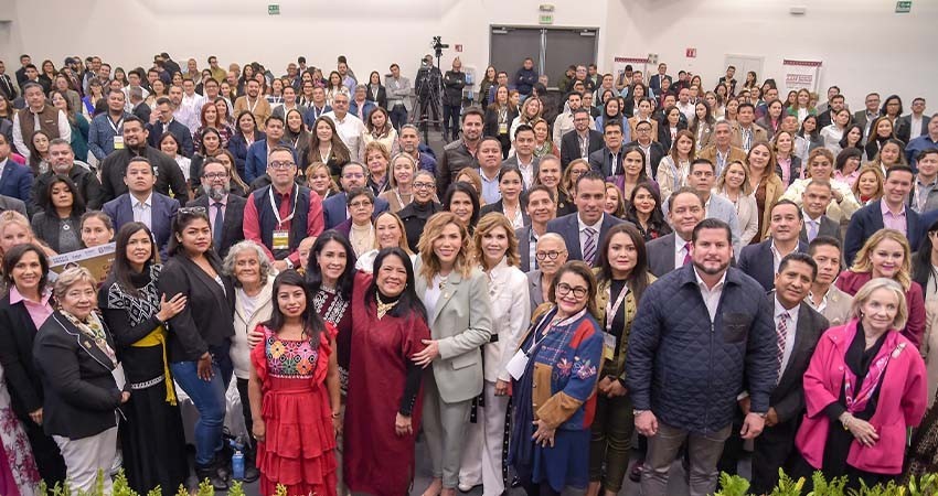 Asiste DIF BCS al encuentro nacional de alimentación y desarrollo comunitario